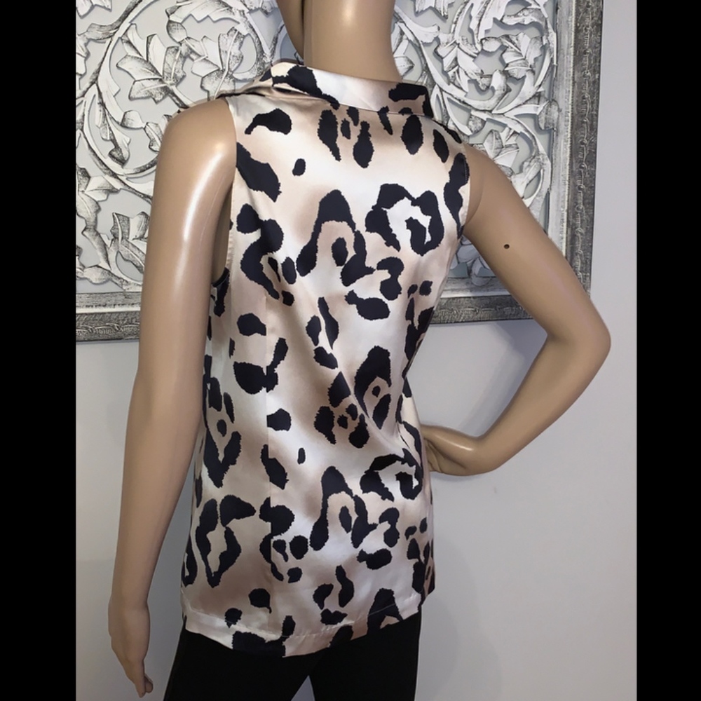 Gorgeous Ann Taylor Puss Print Sleeveless Top - Picture 2 of 5